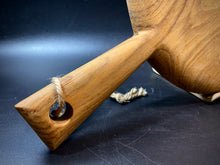Charger l&#39;image dans la galerie, Cutting &amp; Serving Premium Board 20 cm. Natural Ash Wood. #15.005.1