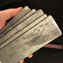 Cargar imagen en el visor de la galería, Laminated Stainless Steel, “San Mai”, Forge Billet. Center W1-7. France Stock