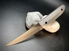 Laden Sie das Bild in den Galerie-Viewer, KWAIKEN, Japanisches Küchen- und Steakmesser, handgeschmiedet, Stahl D2. #6.102