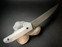 Laden Sie das Bild in den Galerie-Viewer, KWAIKEN, Japanisches Küchen- und Steakmesser, handgeschmiedet, Stahl D2. #6.102