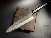 Laden Sie das Bild in den Galerie-Viewer, GYOTO Forged Kitchen Knife, 205 mm, Stainless Damaskus Steel +52100 Centre