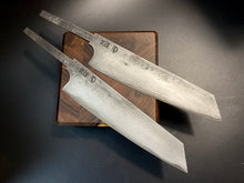 Laden Sie das Bild in den Galerie-Viewer, Einzigartiger „San Mai“-Rohling aus laminiertem Stahl für die professionelle Messerherstellung. #9.172