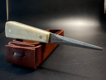 Cargar imagen en el visor de la galería, Oyster Knife, Premium Quality, Limited Edition. Steel D2. Made in France. #6.069