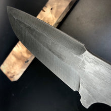 Load image into Gallery viewer, Multilayers Carbon Steel Blade Blank, Hand Forge for Knife Making. #9.259