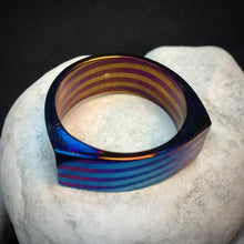 Cargar imagen en el visor de la galería, Ring Unisex, Multilayer Titanium, 22 mm., Handmade, Single copy. Art 1.034