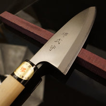 Laden Sie das Bild in den Galerie-Viewer, DEBA Classic, Japanese Original Kitchen Knife, Vintage +-1990. Art 12.065