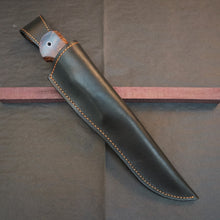 Laden Sie das Bild in den Galerie-Viewer, Knife Hunting, San Mai Steel, Fixed Blade, Straight Back Knife Blade. Art 14.H.344