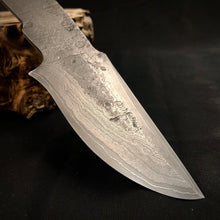 Charger l&#39;image dans la galerie, Damascus Carbon Steel Blade Blank, Hand Forge for Knife Making. #9.158