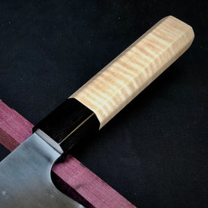 Couteau de cuisine de style japonais GYUTO, travail de l'auteur, exemplaire unique. 2022