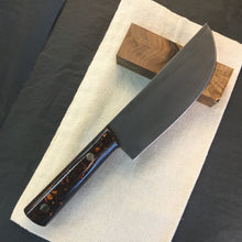 Laden Sie das Bild in den Galerie-Viewer, Kitchen Knife Chef Universal, Stainless Steel, Hand Forge, made in France! Art. 14.308.1