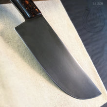 Laden Sie das Bild in den Galerie-Viewer, Kitchen Knife Chef Universal, Stainless Steel, Hand Forge, made in France! Art. 14.308.1