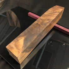Laden Sie das Bild in den Galerie-Viewer, WALNUT ROOT Wood Very Rare, Blank for Woodworking. France Stock. #10.W.48