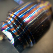 Charger l&#39;image dans la galerie, Amulet, Pendant “Fang of Fire 4.0”, Handcrafted Titanium Forge. Hand Forged.