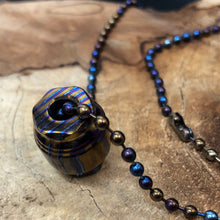 Charger l&#39;image dans la galerie, Amulet, Pendant “Fang of Fire 4.0”, Handcrafted Titanium Forge. Hand Forged.