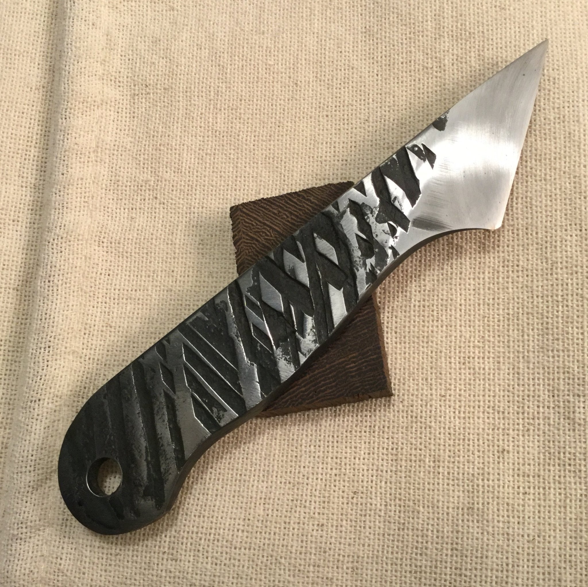 Kiridashi knife blades