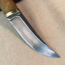 Charger l&#39;image dans la galerie, Knife Hunting, Laminated Stainless Steel, Hand Forge, Leather sheath. Art 14.343.3
