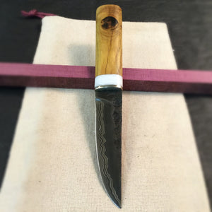 Knife Hunting, Laminated Carbon Steel, Hand Forge, Leather sheath. 2020