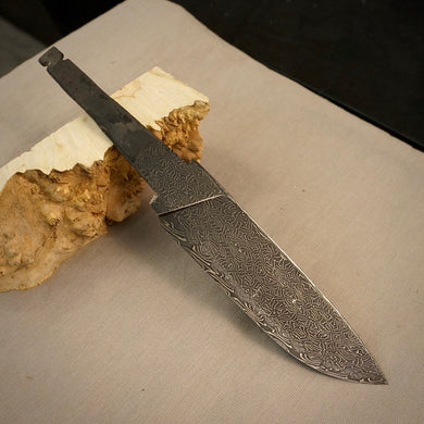 Blank de lame en acier Damas unique pour la fabrication de couteaux, l'artisanat, les loisirs. Art 9.101.3