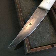 Load image into Gallery viewer, Knife &quot;Kwaiken&quot;, JAPAN Style, Hand Forge. - IRON LUCKY