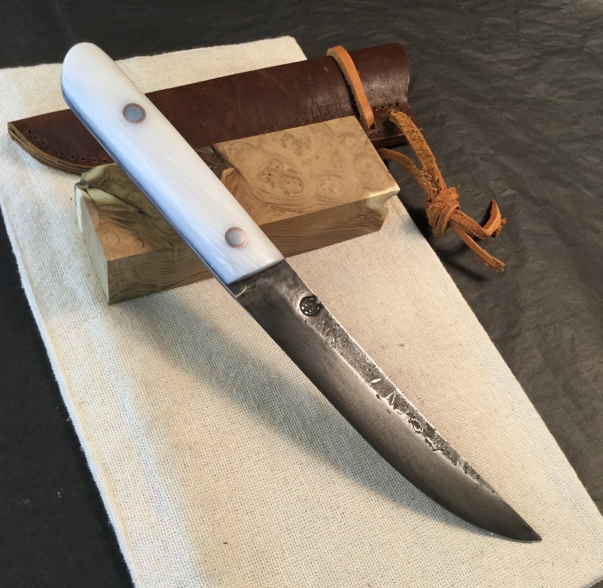 Kwaiken, Japanese Hunting and Steak Knife, Hand Forge, Carbon Steel.