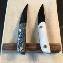 Laden Sie das Bild in den Galerie-Viewer, KWAIKEN, Japanese Kitchen and Steak Knife, Hand Forge, Carbon Steel. Art 14.327 - IRON LUCKY