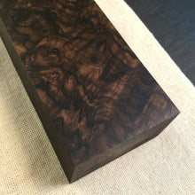 Charger l&#39;image dans la galerie, Stabilized wood Walnut Burl, Big blank, woodworking, turning, crafting 3.149 - IRON LUCKY